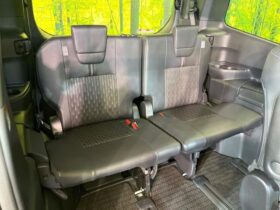 
									TOYOTA Noah S-Z Pearl White 2023′ CD3BI full								