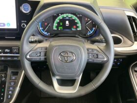 
									TOYOTA Noah S-Z Pearl White 2023′ CD3BI full								