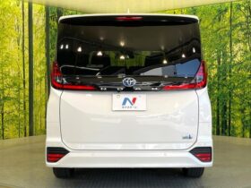 
									TOYOTA Noah S-Z Pearl White 2023′ CD3BI full								