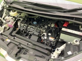 
									TOYOTA Noah S-Z Pearl White 2023′ CD3BI full								