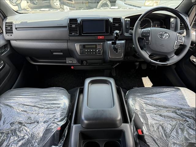 TOYOTA Hiace Van Super GL Dark Prime S Pearl White 2025′ CD3H8