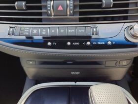 
									Lexus LS F Sport Black 2020′ CEW45 full								