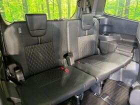 
									TOYOTA Noah S-Z Pearl White 2023′ CF3RC full								