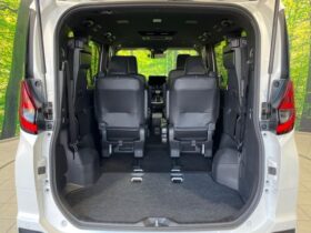 
									TOYOTA Noah S-Z Pearl White 2023′ CF3RC full								