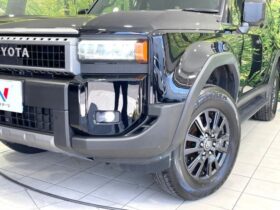 
									TOYOTA Land Cruiser Wagon VX Black 2024′ CF42E full								