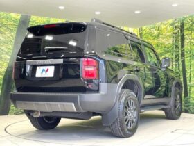 
									TOYOTA Land Cruiser Wagon VX Black 2024′ CF42E full								