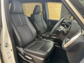 
									TOYOTA Noah S-Z Pearl White 2023′ CF44S full								