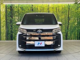 
									TOYOTA Noah S-G Pearl White 2023′ CF45X full								