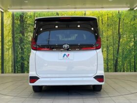 
									TOYOTA Noah S-G Pearl White 2023′ CF45X full								
