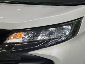 
									TOYOTA Noah S-Z Pearl White 2023′ CF493 full								
