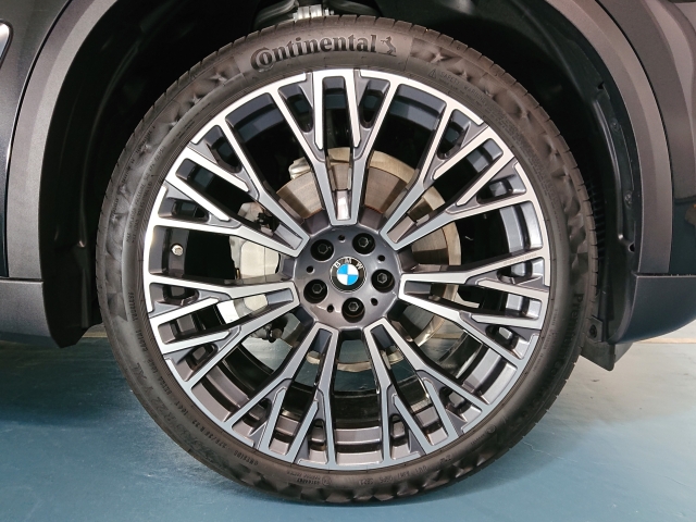 BMW X5 xDrive35d Edition X Black 2024′ CF5FW