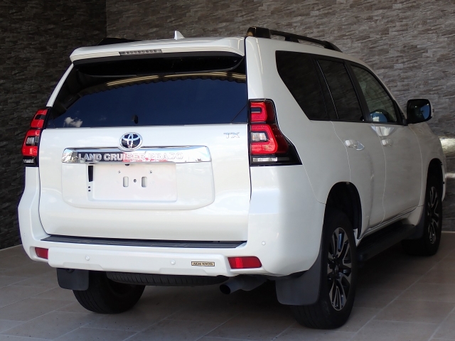TOYOTA Land Cruiser Prado TX L Package Sunroof Pearl White 2022′ CH1FP