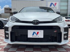 
									TOYOTA Yaris RS White 2022′ CH95W full								