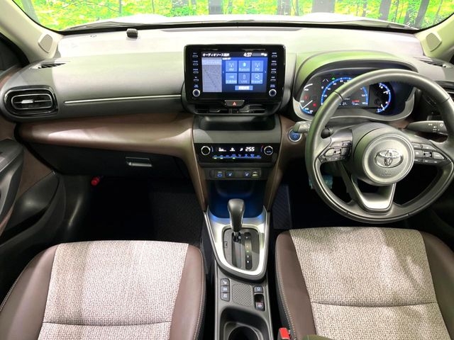 TOYOTA Yaris Cross Z White/Black 2022′ CH9PB