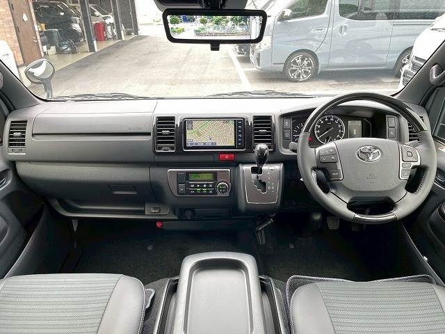 TOYOTA Hiace Van Super GL Dark Prime S Long Pearl White 2025′ CH9ZP