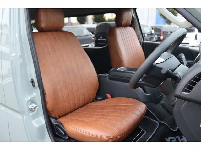 TOYOTA Hiace Van Super GL Long Green 2025′ CHD5Q