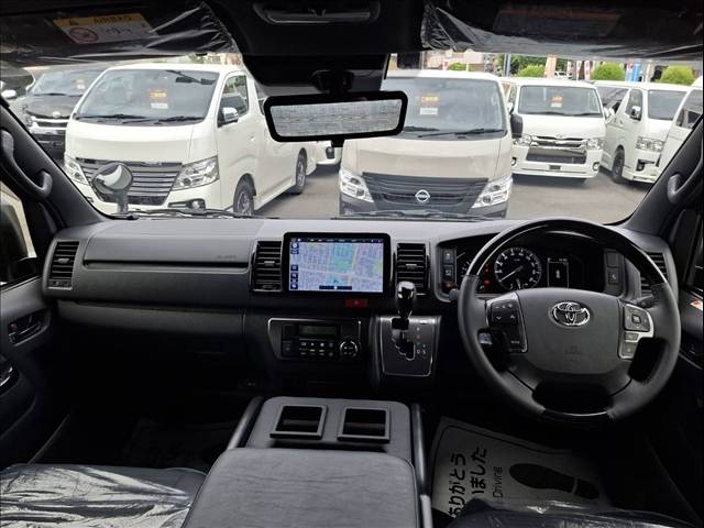 TOYOTA Hiace Van Super GL Dark Prime S Pearl White 2025′ CHDSL