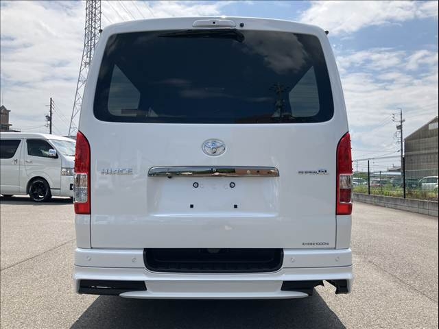 TOYOTA Hiace Van Super GL Dark Prime 2 Pearl White 2025′ CHDST