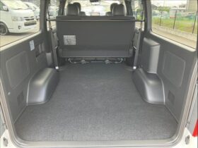 
									TOYOTA Hiace Van Super GL Dark Prime 2 Pearl White 2025′ CHDST full								