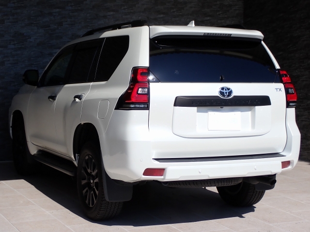 TOYOTA Land Cruiser Prado TX L Packet Matte Black Ed Pearl White 2023′ CJ6DR