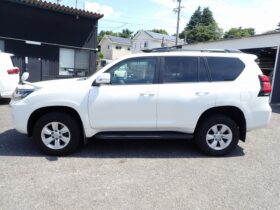 
									TOYOTA Land Cruiser Prado TX L Package Sunroof 7 Seater Pearl White 2021′ CJ6E2 full								