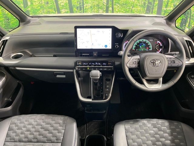 TOYOTA Voxy S-Z Pearl White 2024′ CJE01