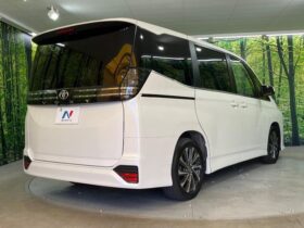 
									TOYOTA Voxy S-Z Pearl White 2024′ CJE01 full								