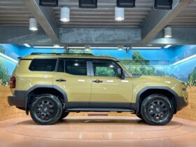 
									TOYOTA Land Cruiser Wagon VX First Edition Beige 2024′ CJFOJ full								