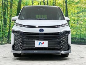 
									TOYOTA Voxy S-Z Pearl White 2024′ CJFXR full								