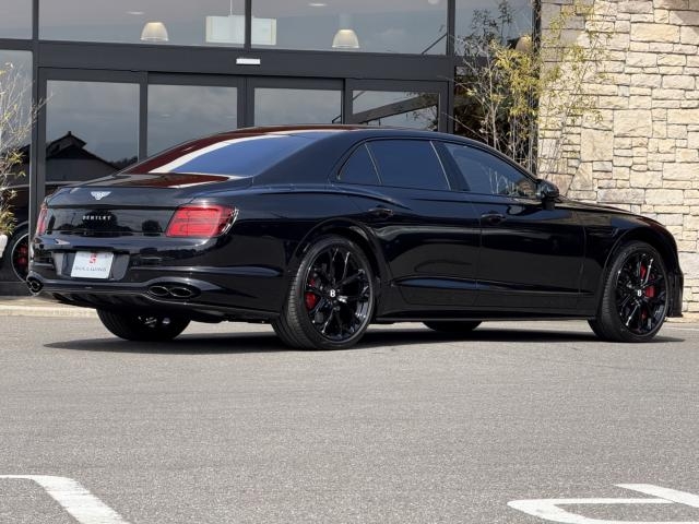 Bentley Bentley Flying Spur V8 S Black 2023′ CJI0I