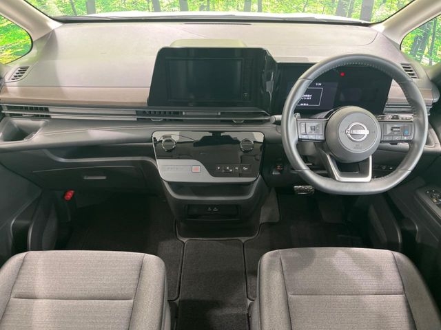 NISSAN Serena Highway Star V Pearl White 2023′ CLJL3