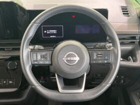 
									NISSAN Serena Highway Star V Pearl White 2023′ CLJL3 full								