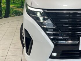 
									NISSAN Serena Highway Star V Pearl White 2023′ CLJL3 full								