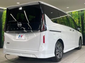 
									NISSAN Serena Highway Star V Pearl White 2023′ CLJL3 full								