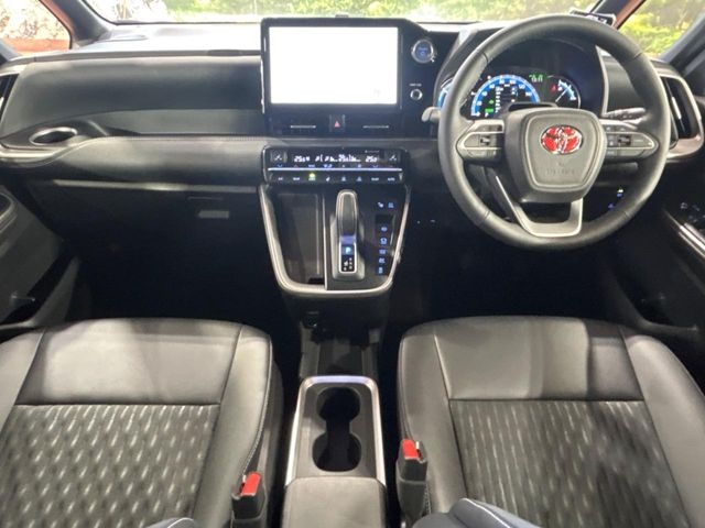 TOYOTA Noah S-Z Black 2023′ CLJX2