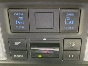 
									TOYOTA Noah S-Z Black 2023′ CLKFC full								