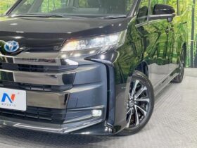 
									TOYOTA Noah S-Z Black 2023′ CLKFC full								