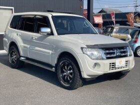 
									MITSUBISHI Pajero Long EXCEED D-TBO Pearl White 2013′ CLNOS full								
