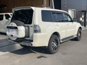 
									MITSUBISHI Pajero Long EXCEED D-TBO Pearl White 2013′ CLNOS full								