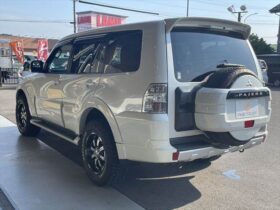 
									MITSUBISHI Pajero Long EXCEED D-TBO Pearl White 2013′ CLNOS full								