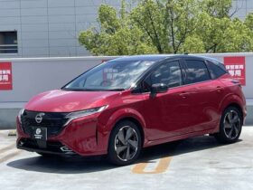 
									NISSAN AURA G FOUR Red/Black 2024′ CME1I full								