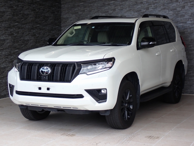 TOYOTA Land Cruiser Prado TX L Packet Matte Black Ed Pearl White 2023′ CNGSV