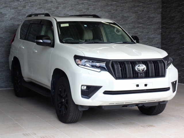TOYOTA Land Cruiser Prado TX L Packet Matte Black Ed Pearl White 2023′ CNGSV
