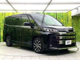 
									TOYOTA Noah S-Z Black 2023′ CNOYQ full								