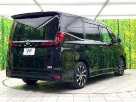 
									TOYOTA Noah S-Z Black 2023′ CNOYQ full								