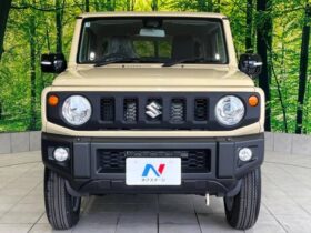
									SUZUKI Jimny XC Pearl White 2025′ CNPI9 full								