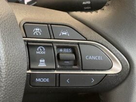 
									TOYOTA Voxy S-Z Pearl White 2024′ CNTT9 full								