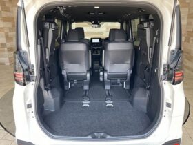 
									TOYOTA Voxy S-Z Pearl White 2024′ CNTT9 full								