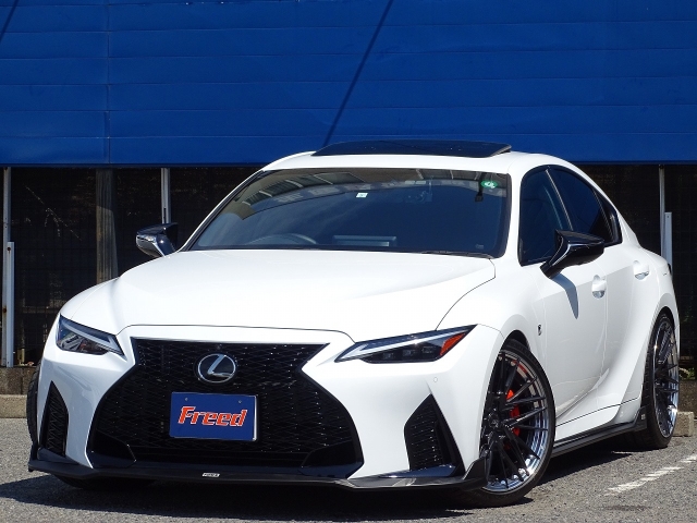 Lexus IS F Sport Mode Black 3 Pearl White 2023′ CPLXG