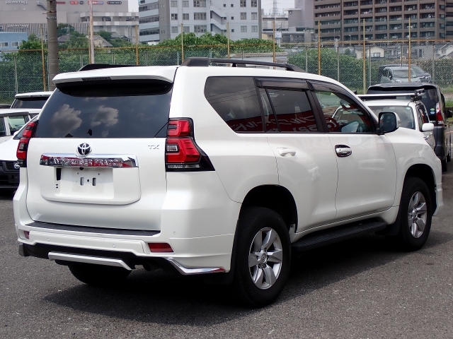 TOYOTA Land Cruiser Prado TX Sunroof 7 Seater Pearl White 2020′ CPLZF